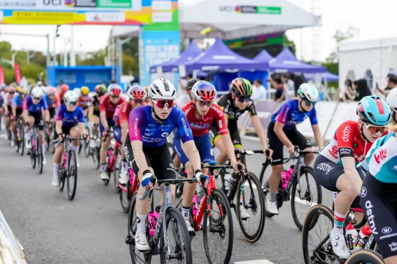 tenan, 在为期三天 tenan, 在为期三天